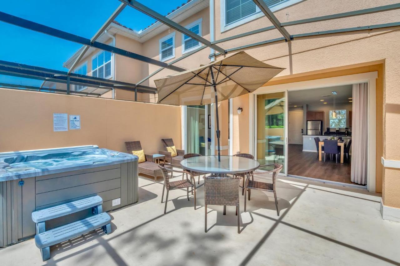 Upscale 2Br Lakefront Townhome - Private Hot Tub! Orlando Exterior foto